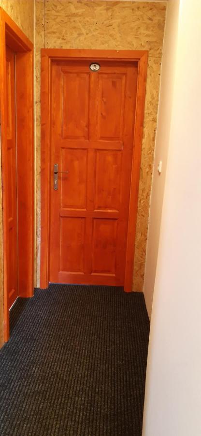 Ubytovani Na Hazce 228 Apartment ตูร์นอฟ ภายนอก รูปภาพ